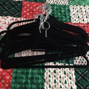 Black Velvet Hangers Set